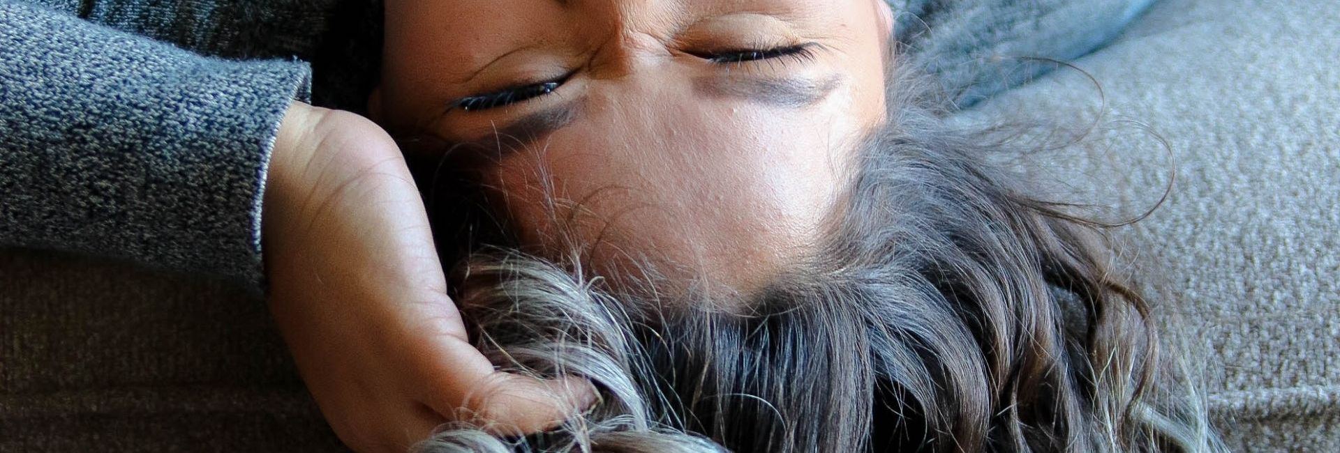 Assumer Fierement Ses Cheveux Blancs Ce N Est Pas Si Facile