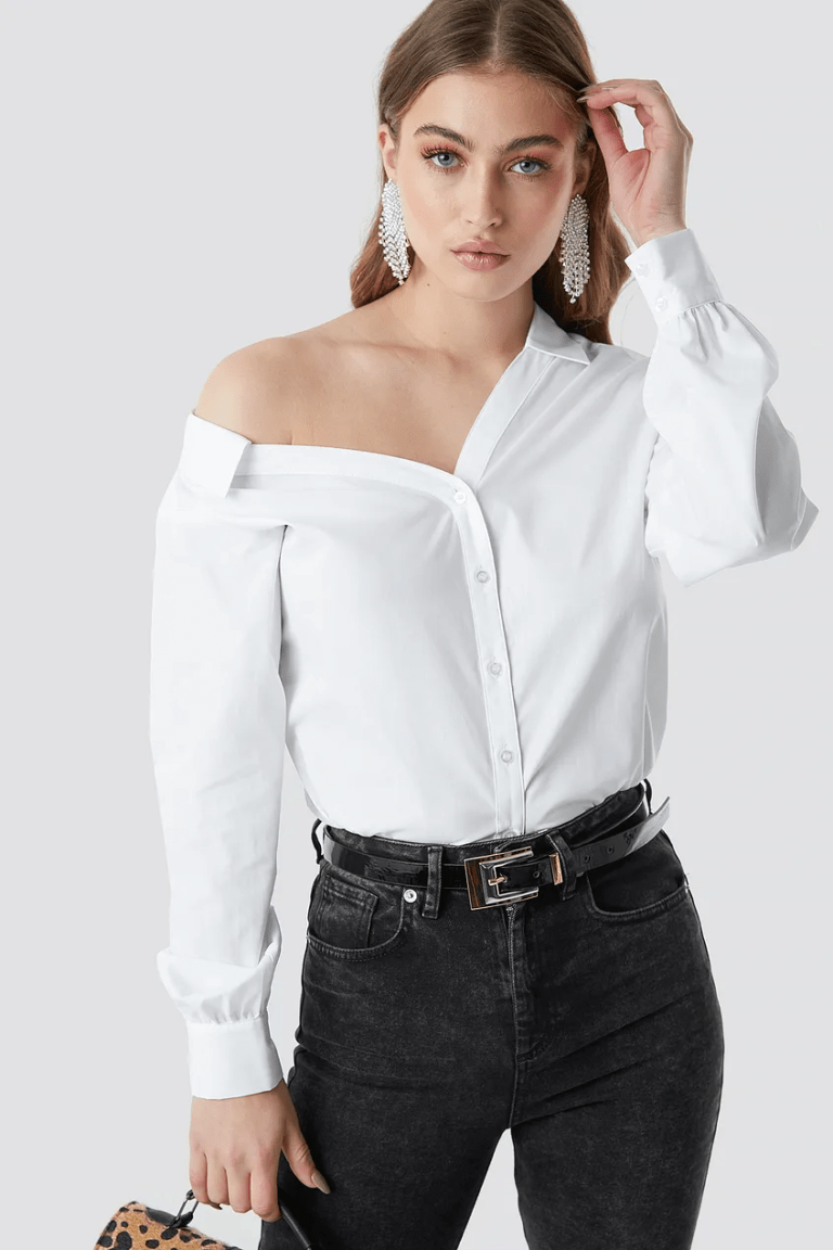 Chemise blanche asymétrique, NA-KD, 19,47 €. Chemise blanche asymétrique, NA-KD, 19,47 €.