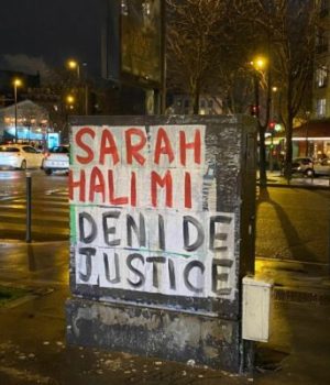 Collage_Sarah_Halimi,_place_de_la_Porte-d’Auteuil,_Paris_16_e