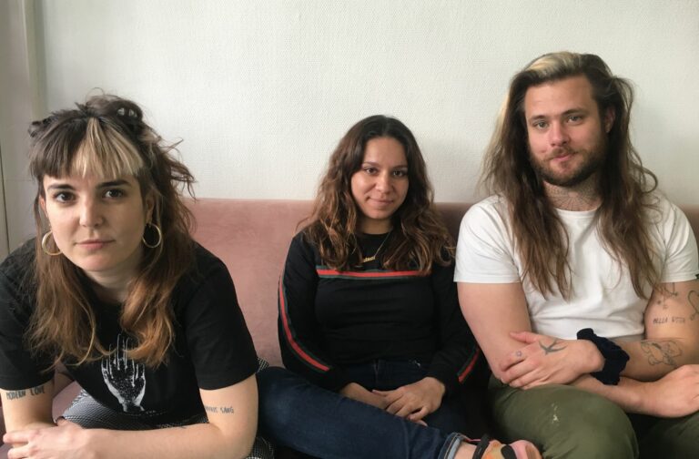 Anouck, Léa et Pierre, créateurs du salon Frange Radicale - Louise Ronk-Sengès Anouck, Léa et Pierre, créateurs du salon Frange Radicale - Louise Ronk-Sengès