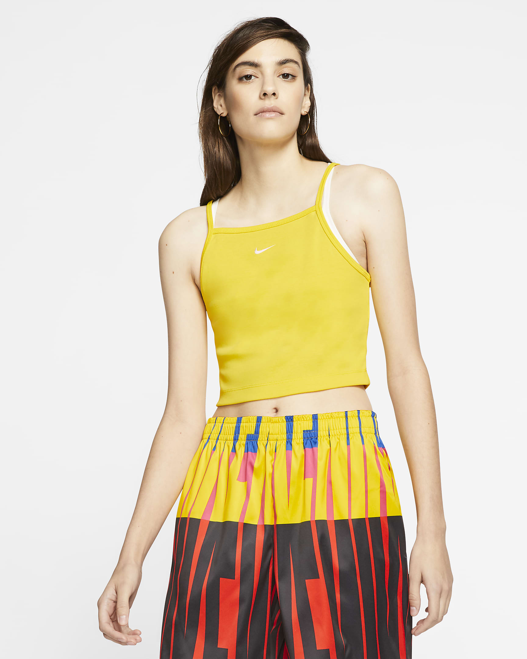 Débardeur cropped en coton respirant, Nike, 16,47€.