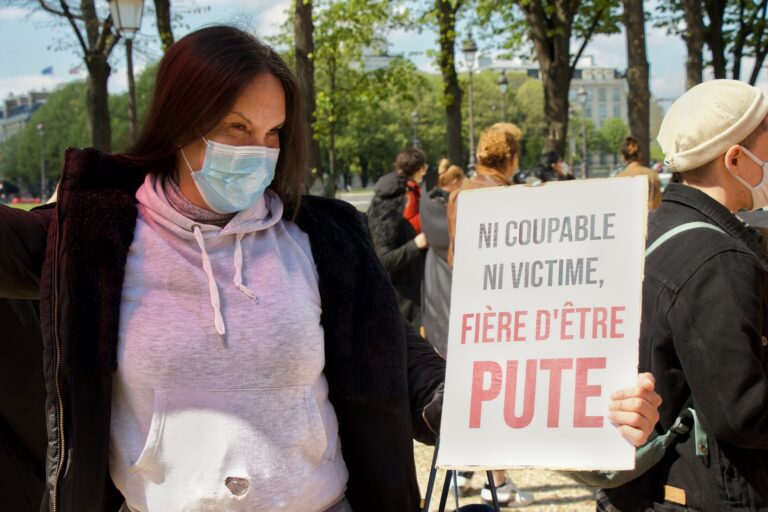 manifestation-prostitution-paris manifestation-prostitution-paris