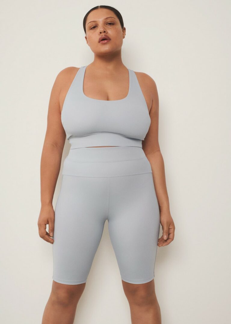 Short cycliste en polyamide mélangé, Violeta by Mango, 29,99€. Short cycliste en polyamide mélangé, Violeta by Mango, 29,99€.