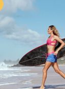 Comment Roxy rend le beachwear éco responsable avec la collection POP surf