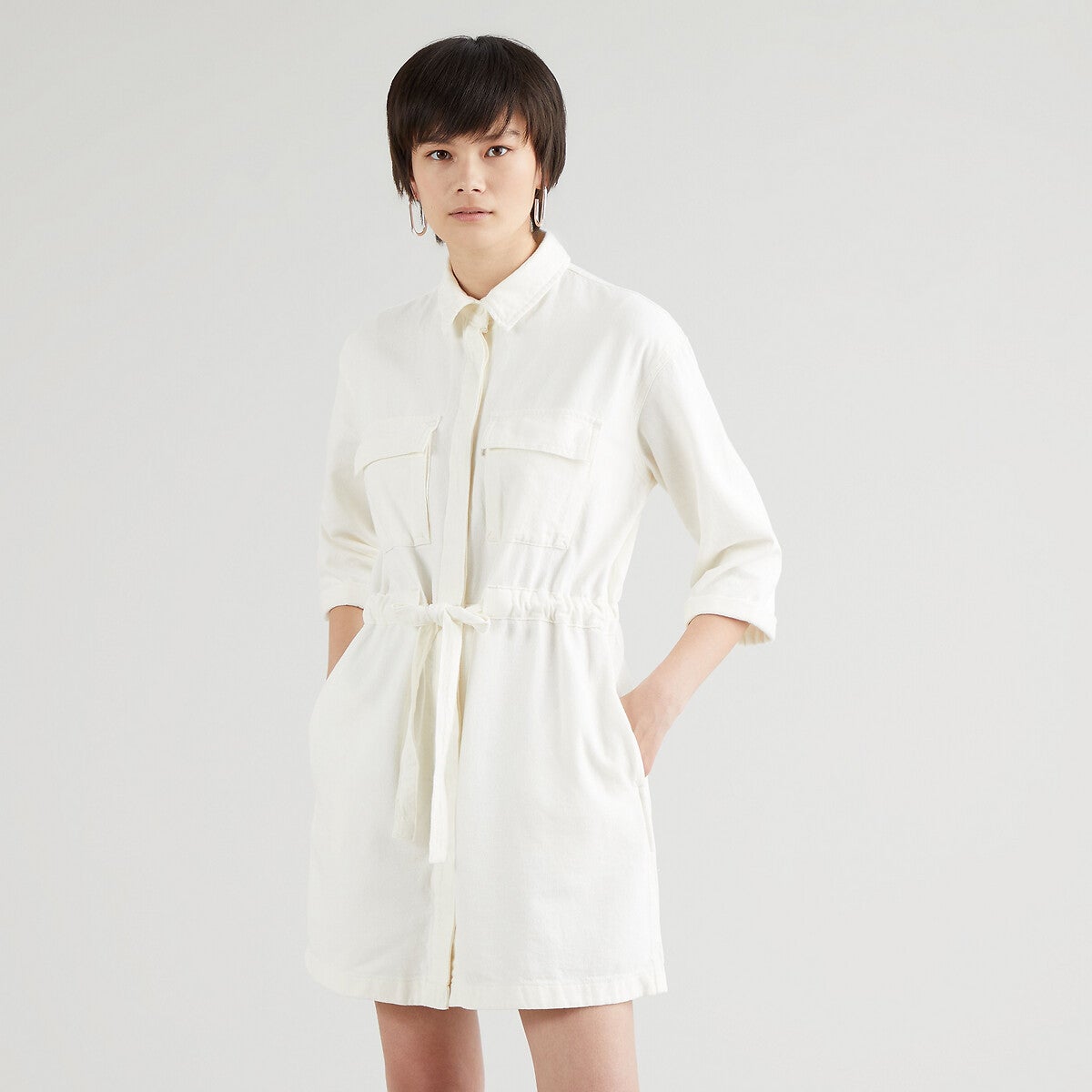 Robe-chemise courte en coton et lyocell, Levi’s, 57,85€ au lieu de 89€.