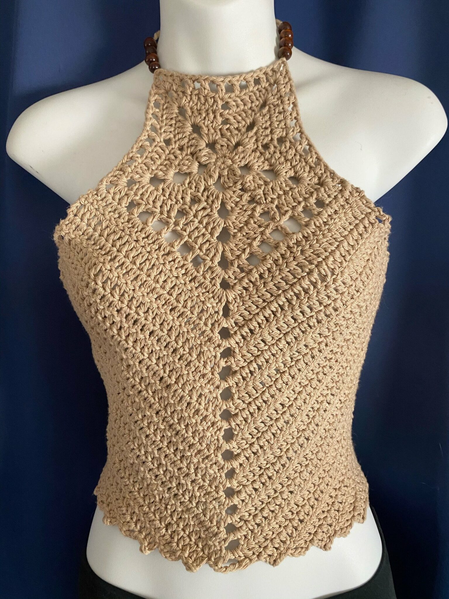 Haut en crochet, BellwoodCreations, 26,22€. Haut en crochet, BellwoodCreations, 26,22€.