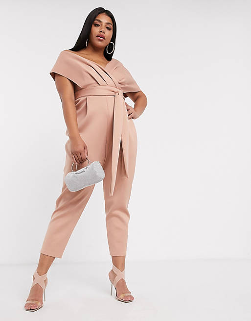 Combinaison en néoprène à épaules tombantes en polyester, Asos Design Curve, 56,99€.