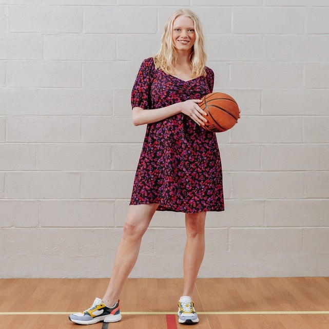 Robe courte en viscose responsable, taille empire, manches ballon et dos smocké, Promod, 29,95€.