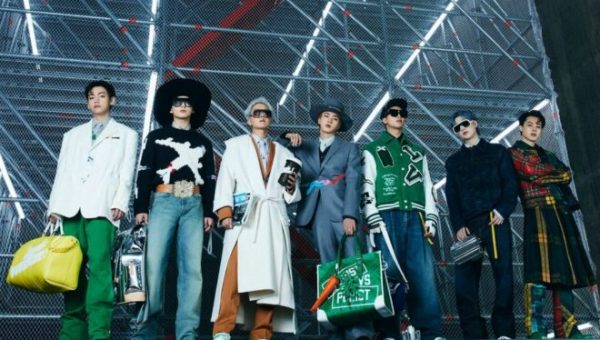 Le groupe de K-Pop BTS vient de défiler pour Louis Vuitton automne-hiver 2021-2022