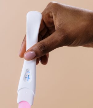 test-grossesse-urinaise-se-tromper