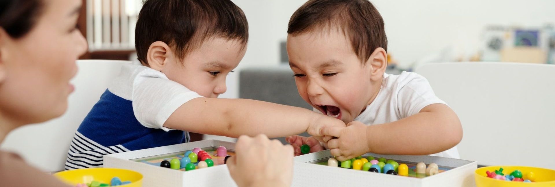 Mon Gosse Mord Tous Les Enfants De La Creche Une Solution Avant La Museliere