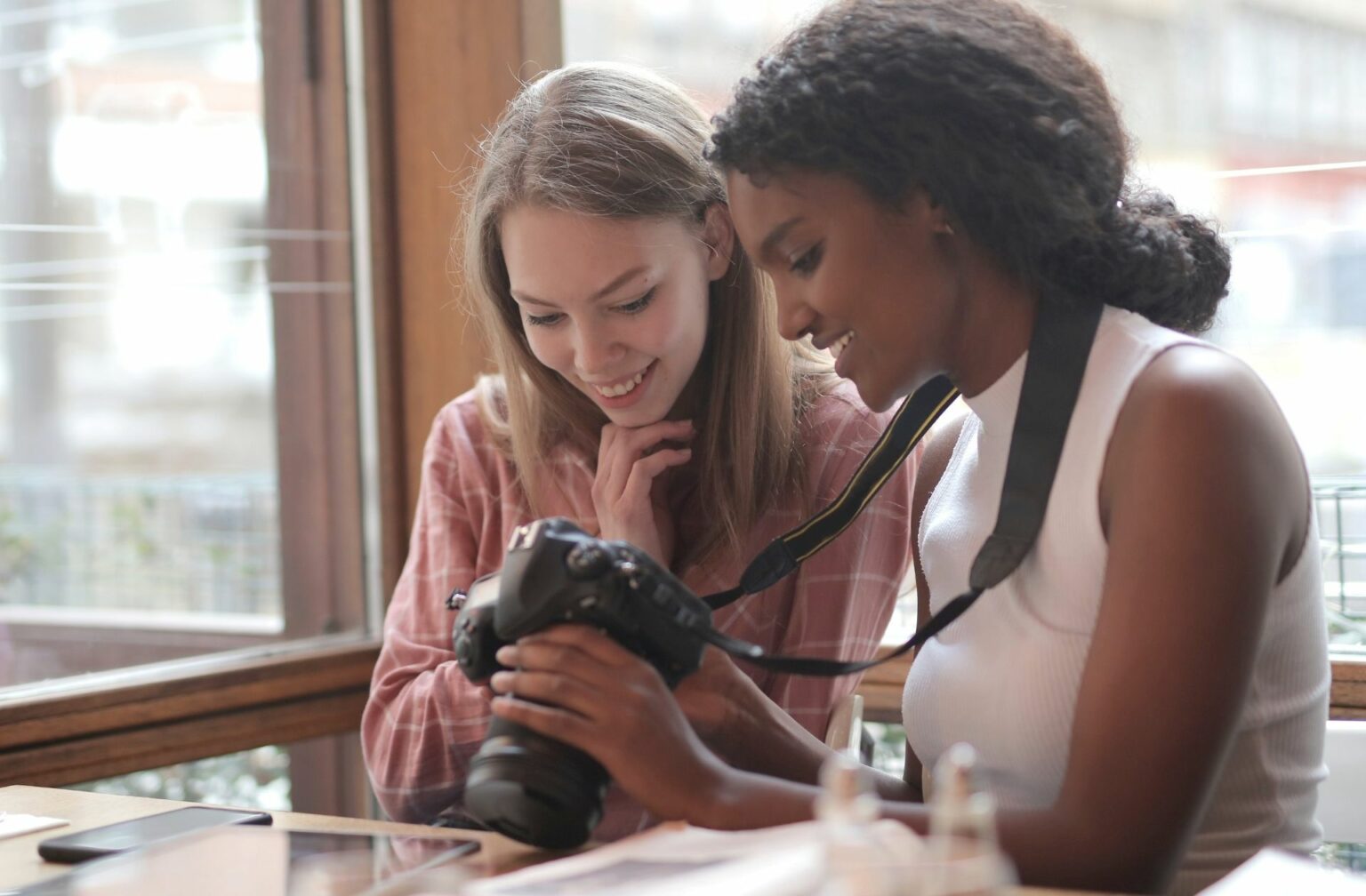 pexels-andrea-piacquadio-se-faire-des-amis pexels-andrea-piacquadio-se-faire-des-amis