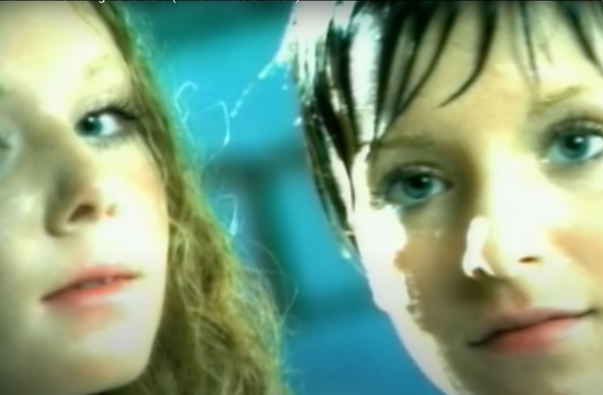 Notre escroquerie lesbienne préférée se reforme : t.A.T.u. retourne sur scène en 2022