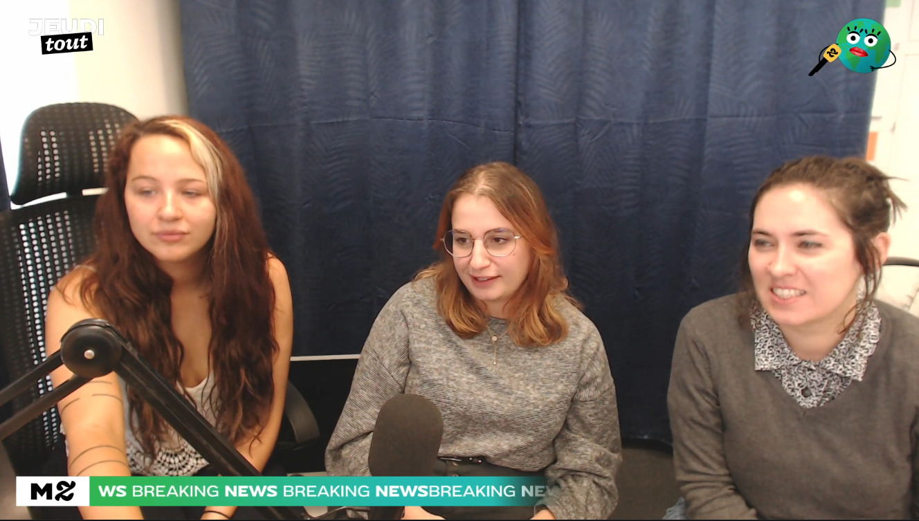 Une émission live mélangeant news, humour et découvertes