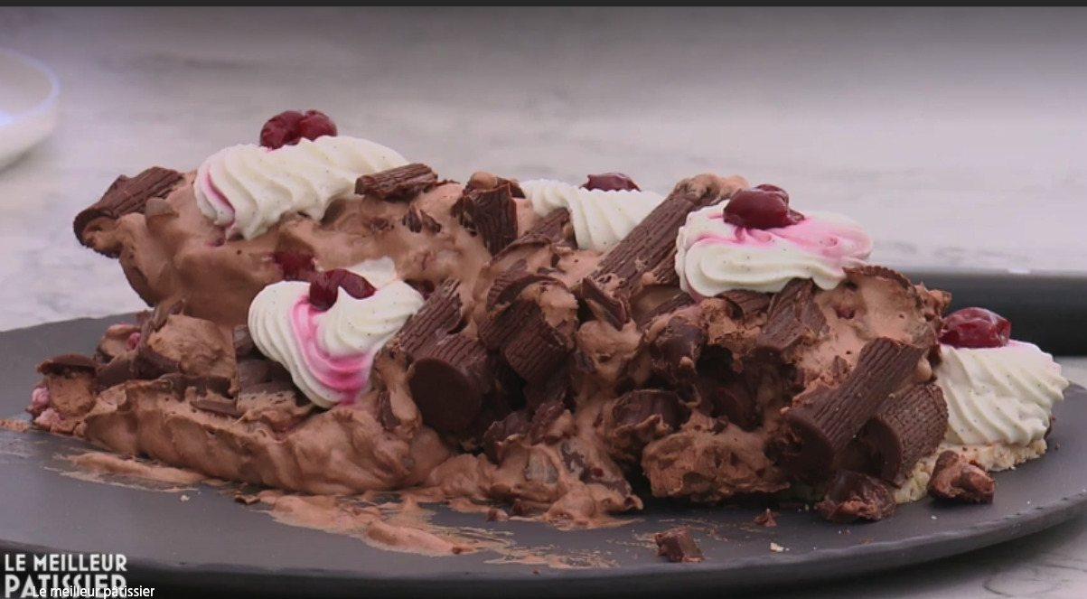 Gâteau raté de Mohamed tout écrasé