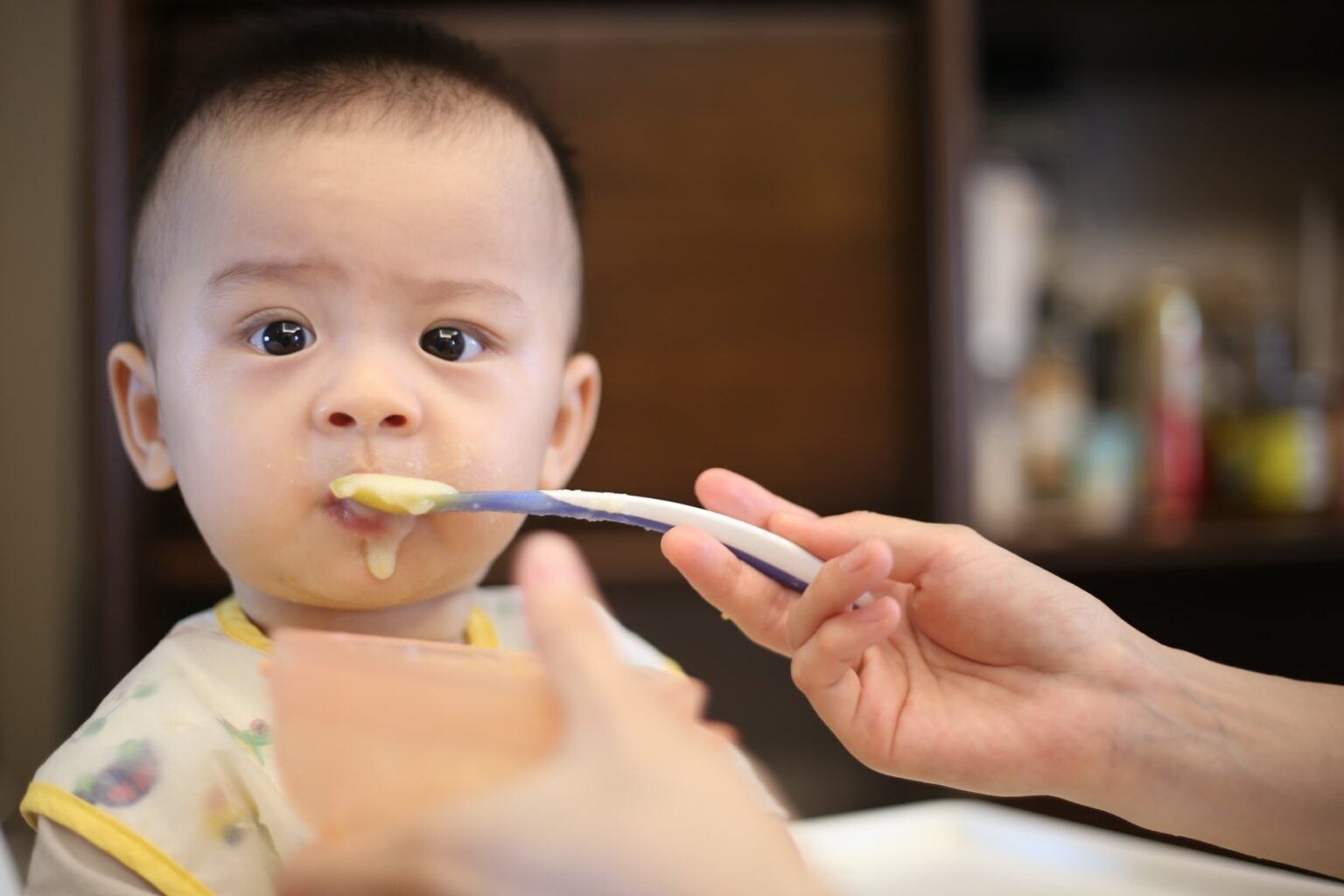 bebe-manger bebe-manger