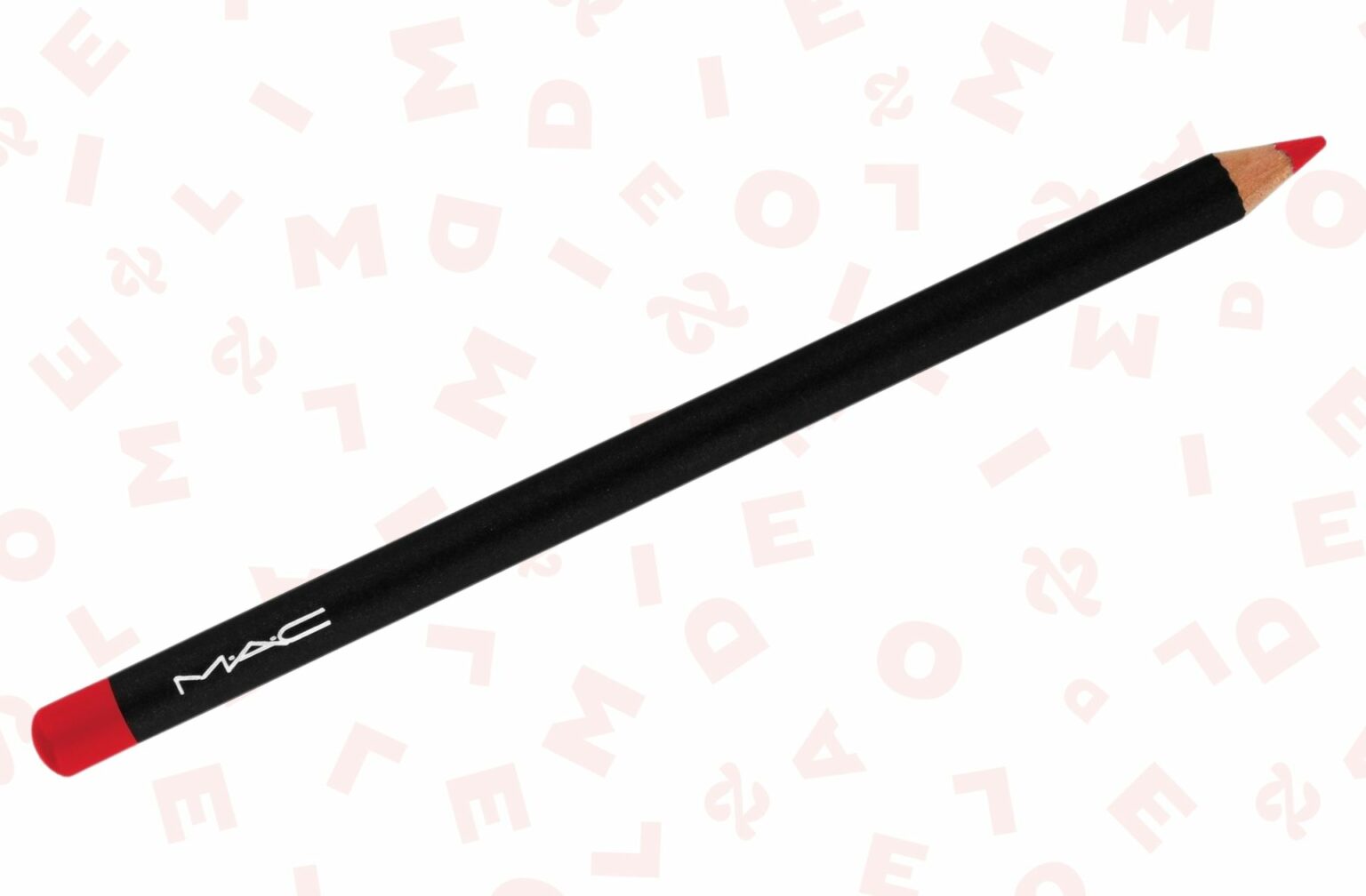 eyeliner-rouge-mac eyeliner-rouge-mac