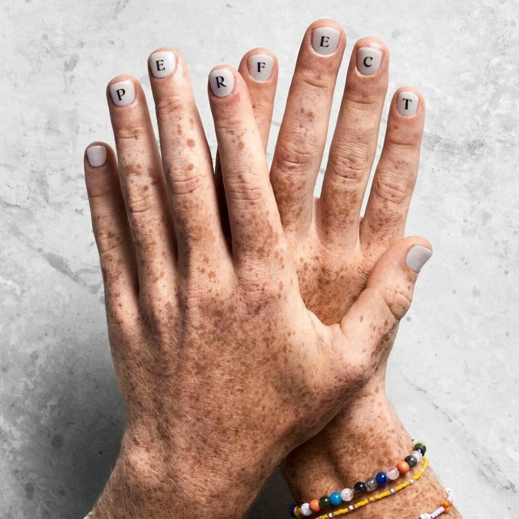 pleasing-harry-styles-vernis-ongles pleasing-harry-styles-vernis-ongles