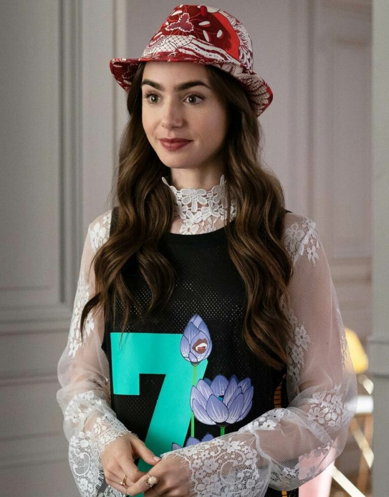 1602478580404_emily-in-paris-7-hat 1602478580404_emily-in-paris-7-hat