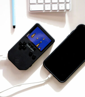 gamebank-batterie-externe-et-console-de-jeux-portable gamebank-batterie-externe-et-console-de-jeux-portable