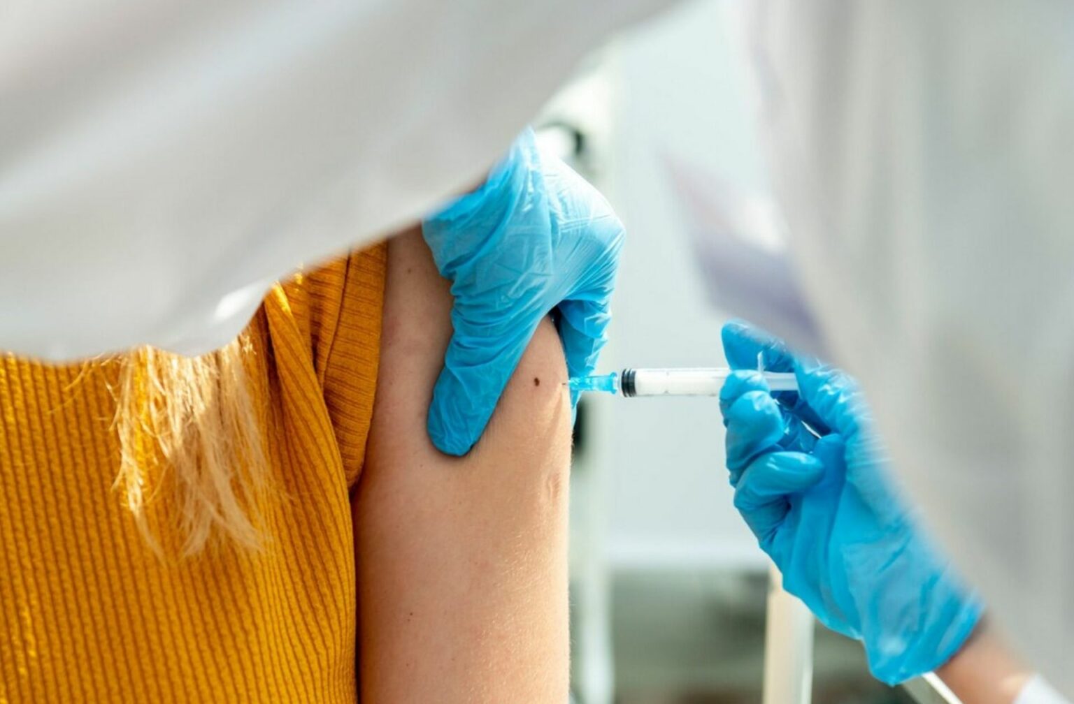 COVID-19_vaccination_center_in_Gostiny_Dvor-03 COVID-19_vaccination_center_in_Gostiny_Dvor-03