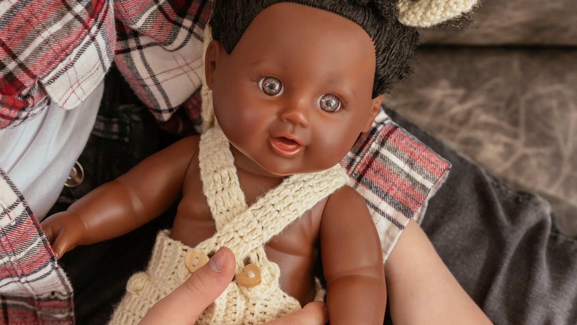 Poupon noir : notre sélection de cinq poupées pour enseigner la diversité -  Parole de mamans