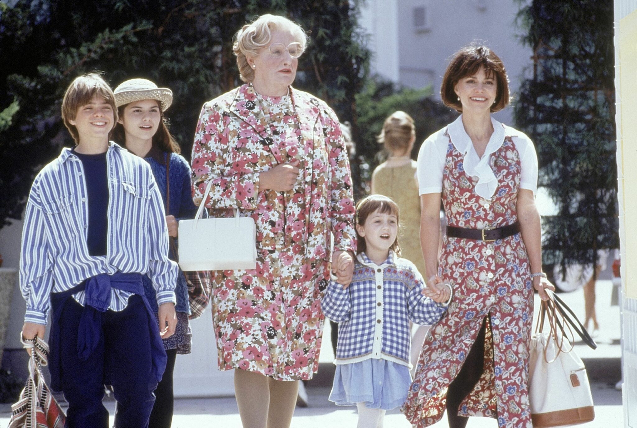 Robin-Williams-et-Sally-Field-dans-Madame-Doubtfire Robin-Williams-et-Sally-Field-dans-Madame-Doubtfire