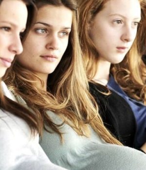 Solène Rigot, Juliette Darche, Louise Grinberg, Roxane Duran, Esther Garrel