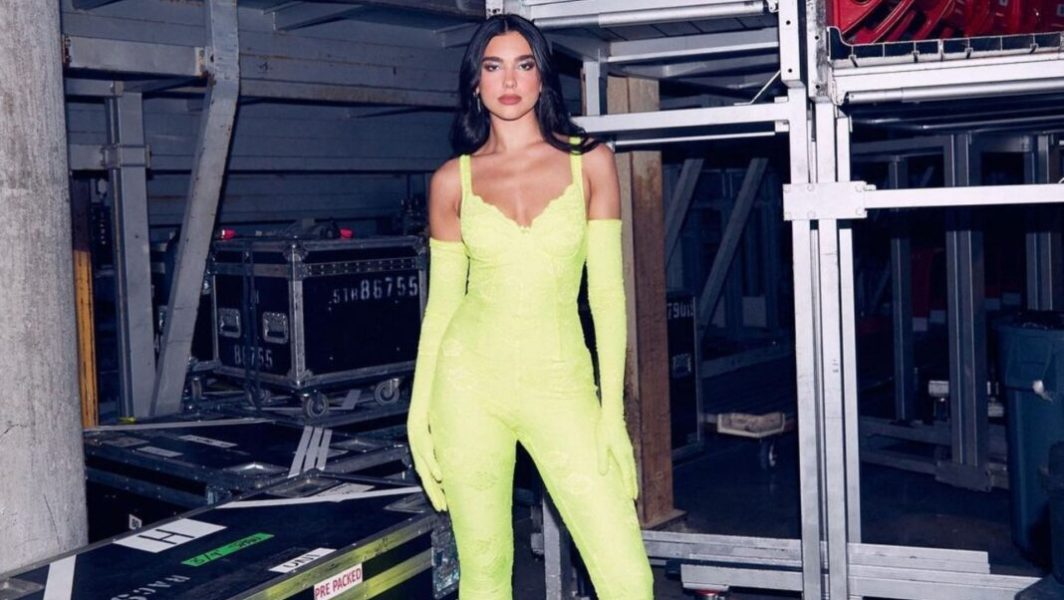 Dua-Lipa-dans-les-coulisses-de-sa-tournée-Future-Nostalgia-Tour