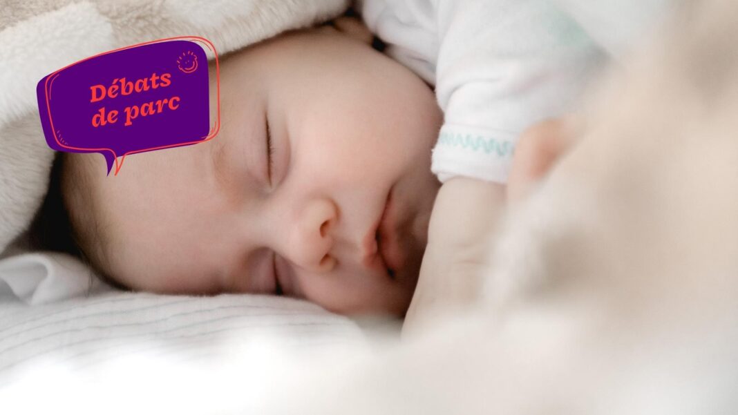 Il paraît qu’il ne faut JAMAIS réveiller un bébé qui dort. Mais c’est