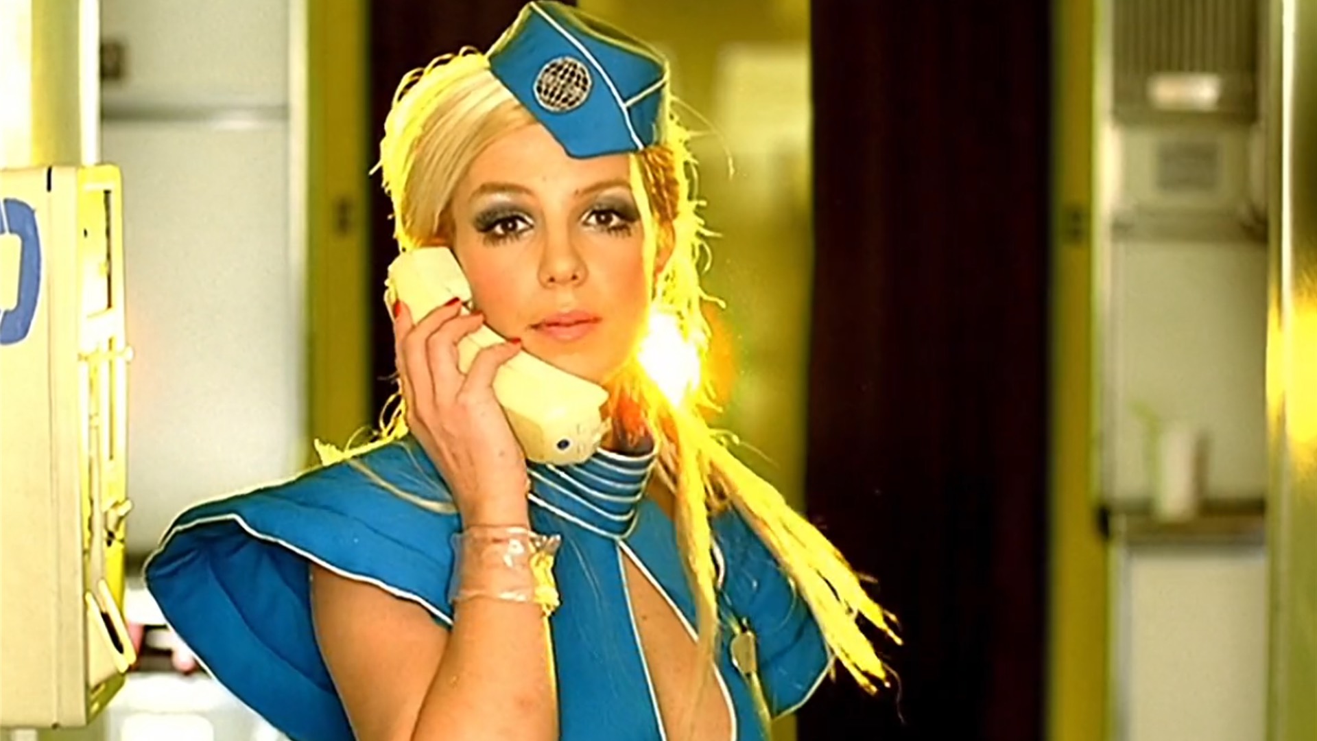 Britney Spears / Toxic // Source : capture d'écran Youtube