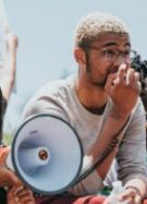 nathan-dumlao-unsplash-jeunes-politisation