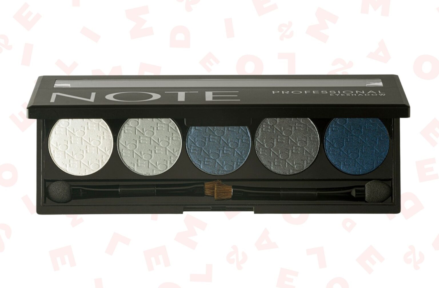 bleu-paupieres-maquillage-note bleu-paupieres-maquillage-note
