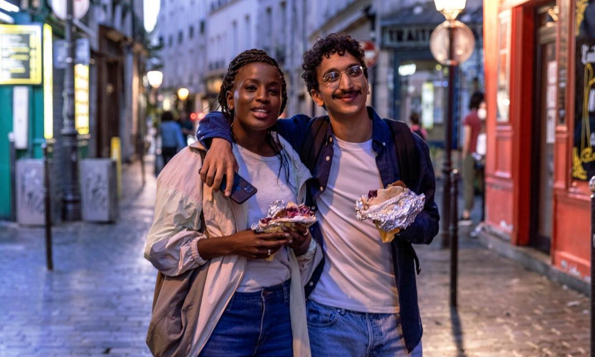 Drole_20210515_Unit_©Mika Cotellon-Netflix_00888 Drole_20210515_Unit_©Mika Cotellon-Netflix_00888