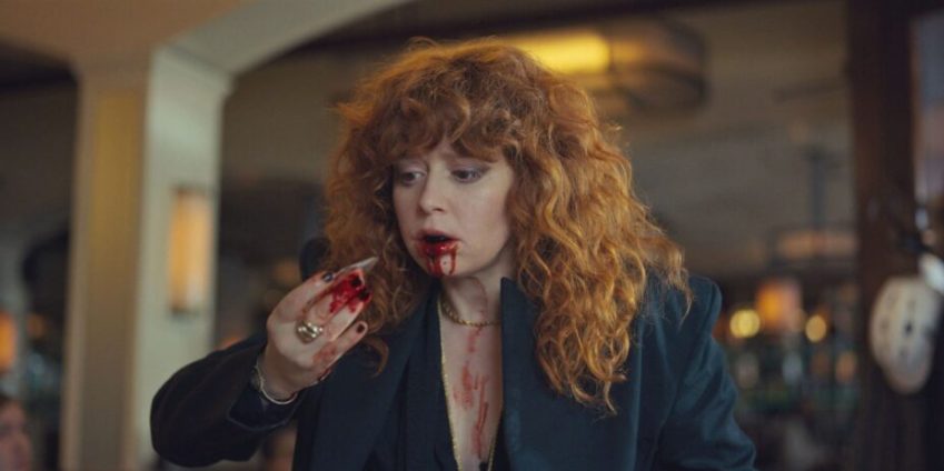 natasha-lyonne-dans-poupee-russe natasha-lyonne-dans-poupee-russe