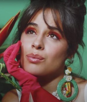 Camila Cabello s’épanche sur son mal être renforcé par les paparazzis et leurs photos volées Camila Cabello s’épanche sur son mal être renforcé par les paparazzis et leurs photos volées