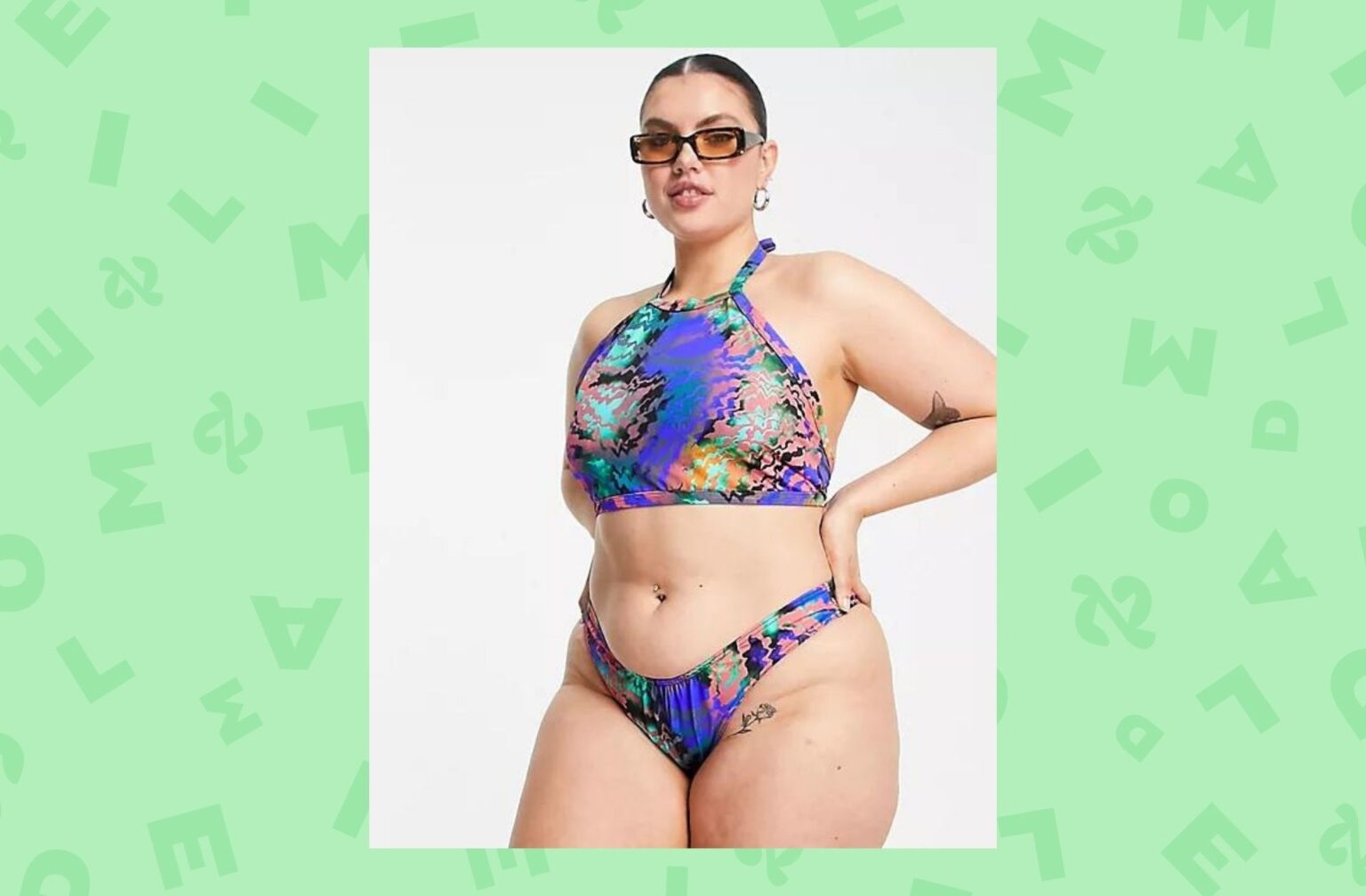 COLLUSION Plus – Bikini en tissu recyclé avec haut col montant et bas échancré – Imprimé tigre COLLUSION Plus – Bikini en tissu recyclé avec haut col montant et bas échancré – Imprimé tigre