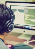 homme-jeux-video-ordinateur
