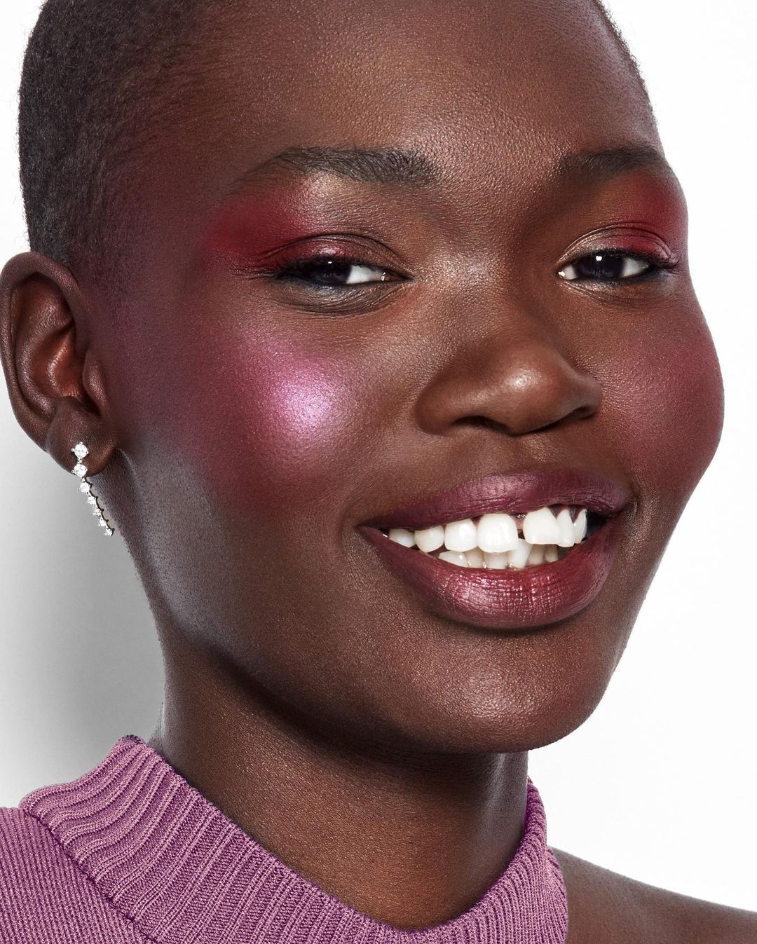 tendance-maquillage-2022-eye-blush tendance-maquillage-2022-eye-blush