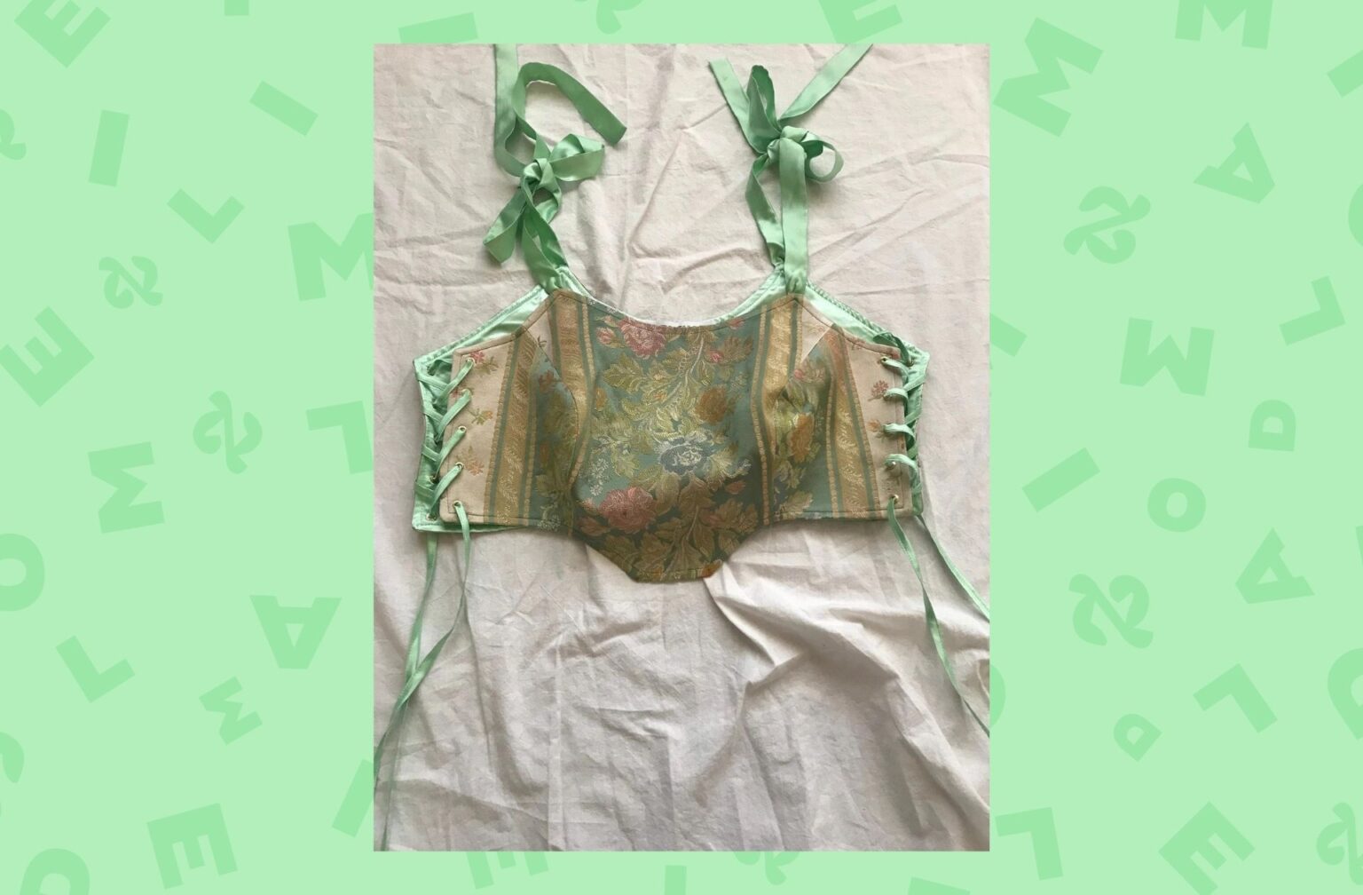 Corset %22Renaissance%22 romantique Corset %22Renaissance%22 romantique