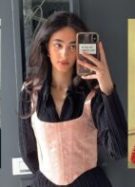 En pleine ère body-positive, le corset revient mais à quel prix
