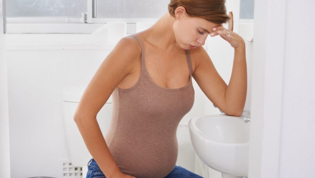femme-enceinte-nausees-grossesse-solution