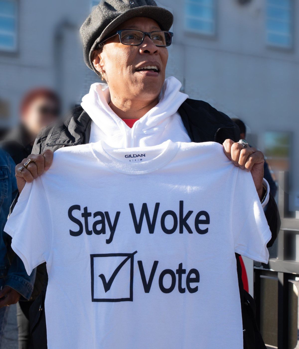 Marcia_Fudge_with_Stay_Woke_Vote_t-shirt_in_2018 wikimedia commons