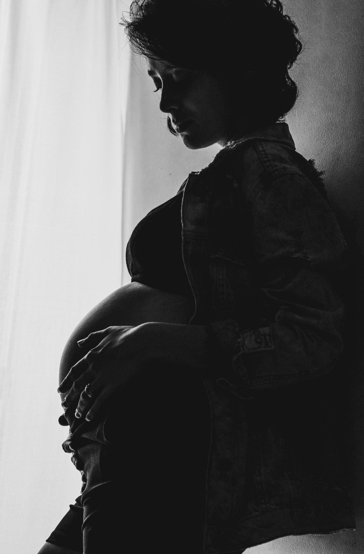 stress-toxique-grossesse-femme-enceinte-bébé-corps-droitsdesfemmes-