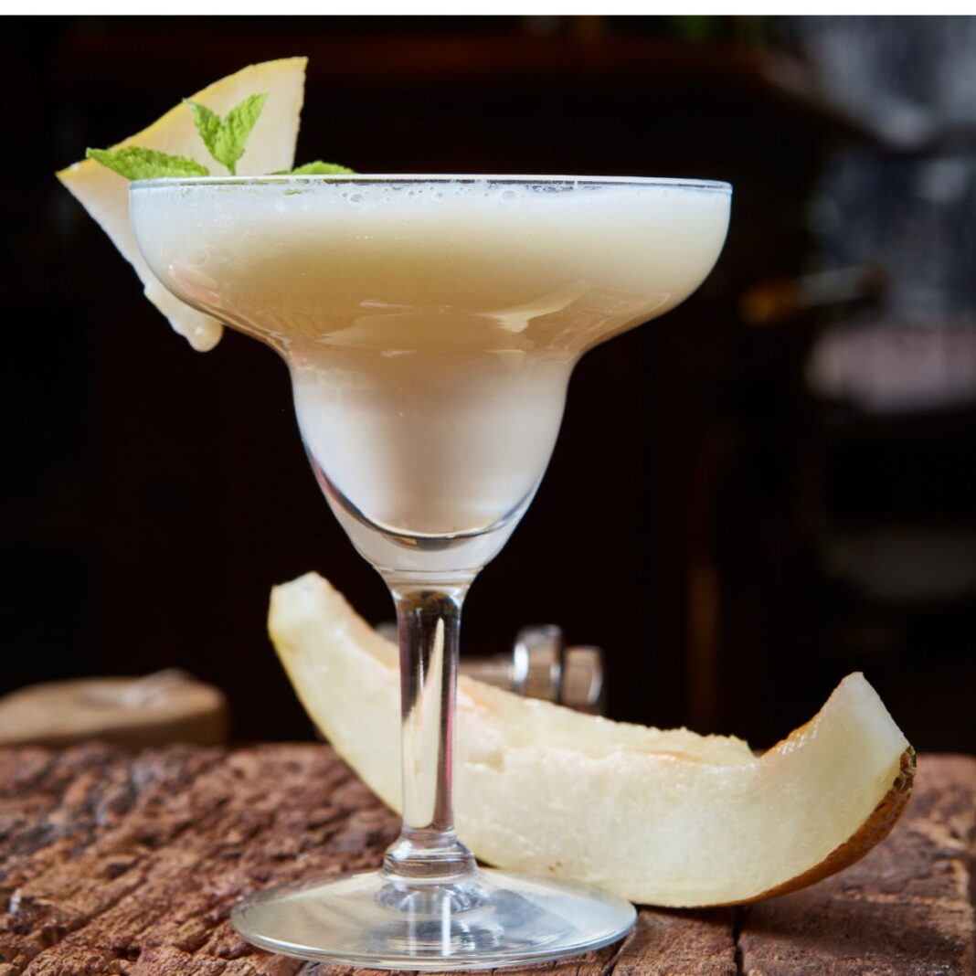La recette du melon fizz fonctionne aussi bien avec du melon jaune ou orange. © sarymsakov de la part de Getty Images via Canva. La recette du melon fizz fonctionne aussi bien avec du melon jaune ou orange. © sarymsakov de la part de Getty Images via Canva.