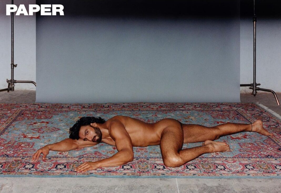 Ranveer Singh, nu, photographié par Ashish Shah, pour Paper Magazine Ranveer Singh, nu, photographié par Ashish Shah, pour Paper Magazine