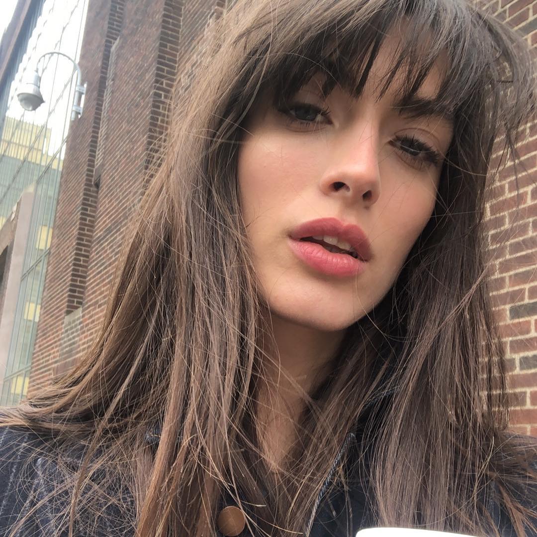 bangs-birkin-hair-trends-fall-2022