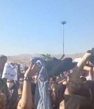 Manifestations suite au décès de Mahsa Amini en Iran // Source : Capture d'écran