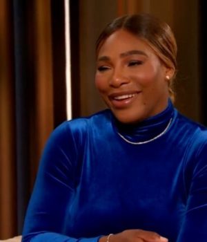 Serena Williams sur le plateau du talk-show de Drew Barrymore Serena Williams sur le plateau du talk-show de Drew Barrymore