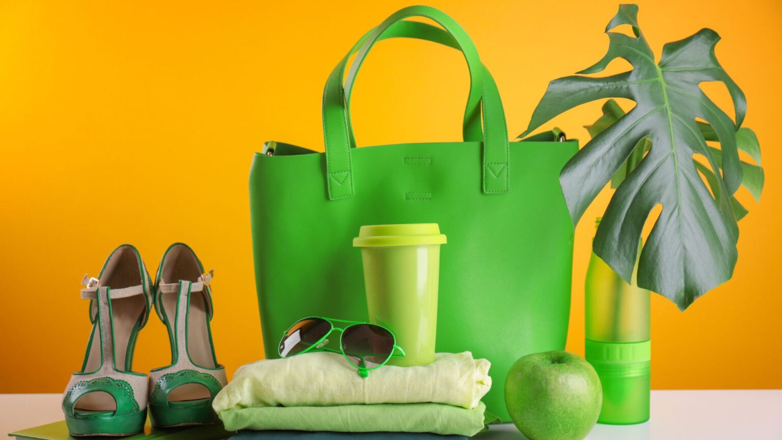 Soupçonnés de greenwashing par les Pays-Bas, H&M et Decathlon se rachètent une vertu écolo Soupçonnés de greenwashing par les Pays-Bas, H&M et Decathlon se rachètent une vertu écolo